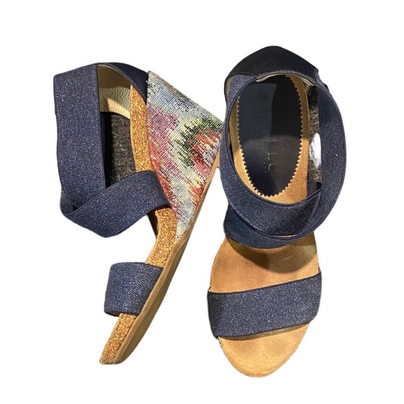 Anyi Lu shoes - Picture 3 of 8